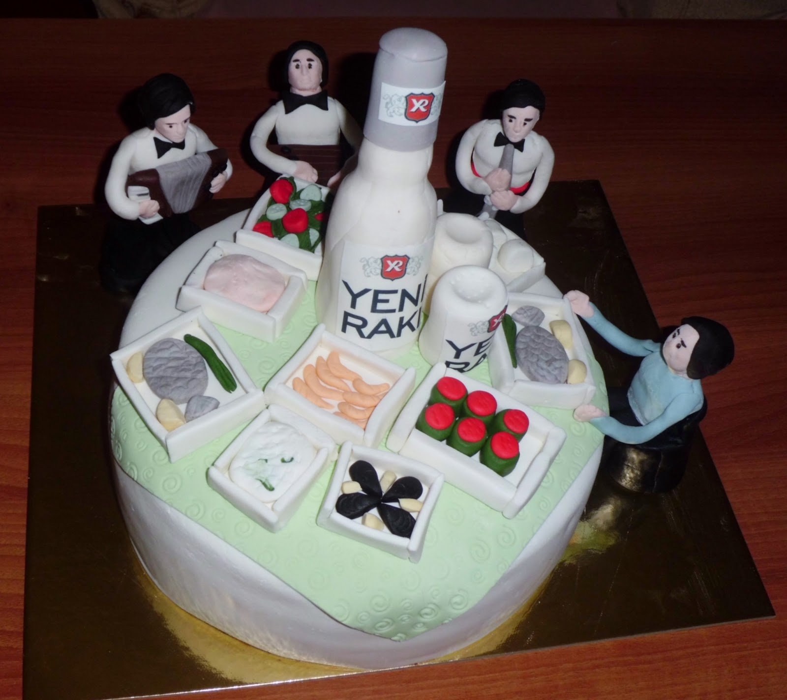 Lerna�nın Pasta Evi Çilingir Sofrası Pastası