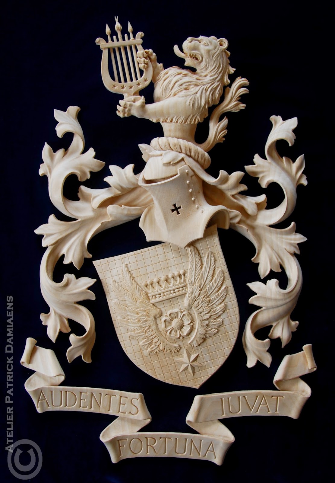 ORNAMENTAL WOODCARVER Patrick Damiaens Carved Family coat of arms
