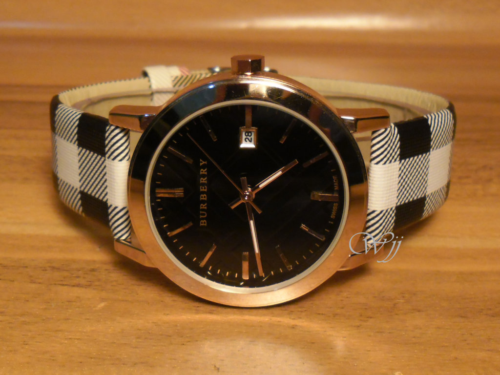 jam tangan burberry bu1350 black gold kode barang ya 261 jam tangan burberry bu1350 black gold kode barang ya 261