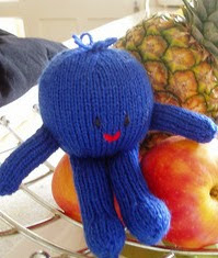 http://www.ravelry.com/patterns/library/billy-blueberry