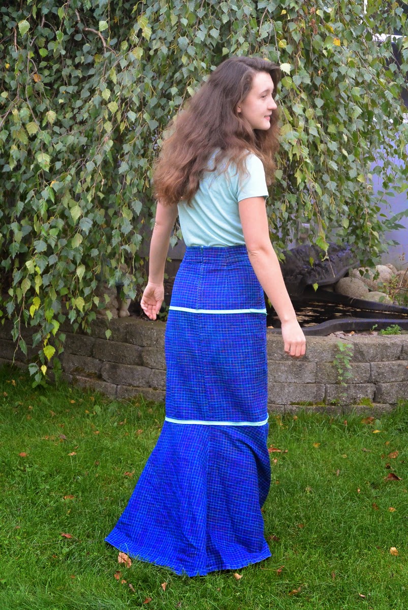 It's a Beautiful Life! Guest PostLouisa's Inspiring Zipper Skirt Idea!