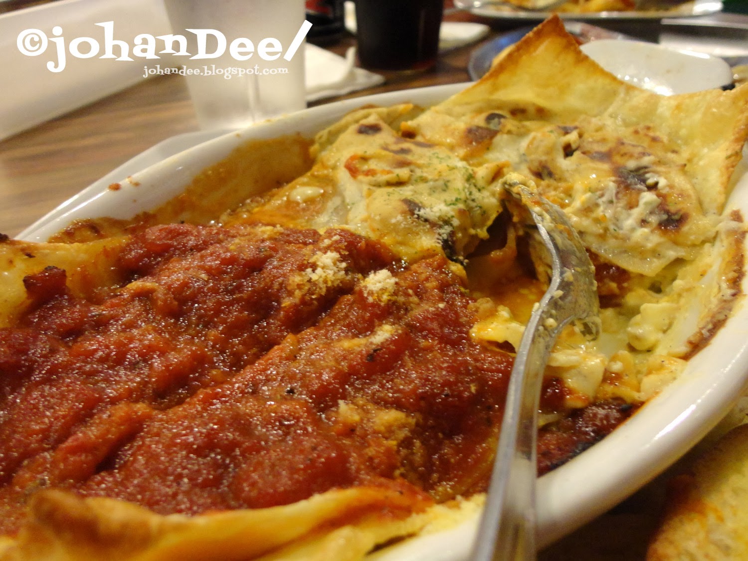 Don Henrico's Pizza and Pasta and More... )) ©johanDee/