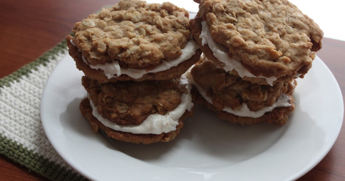 Canadian Baker Too Oatmeal Cream Filled Cookies
