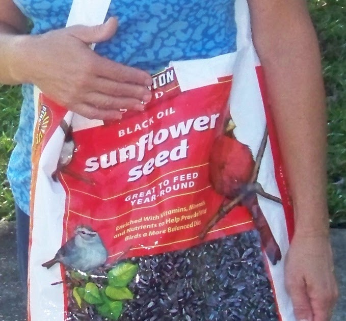 Living Green Seed & Feed Bags to Tote Bags