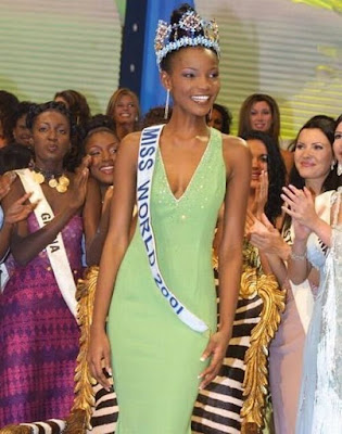 http://2.bp.blogspot.com/-tagaPs-cJ5Q/TvWWlksFmGI/AAAAAAAABgw/eqyRJfUPLQo/s640/10-Miss-World-2001-Agbani-Darego-from-Nigeria.jpg