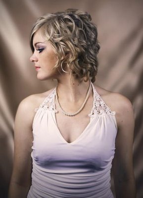 Latest Hairstyles Haircut Pictures Short Medium Curly Haircut