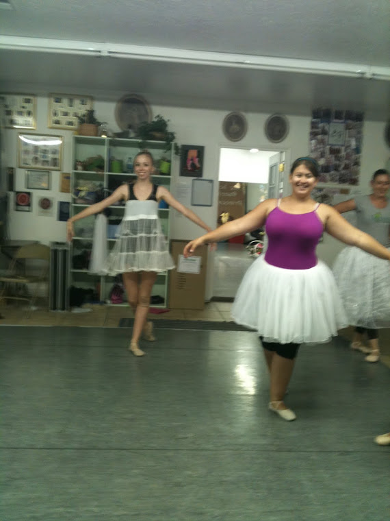 PRETTY GIRLS ON TUTU TUESDAY!