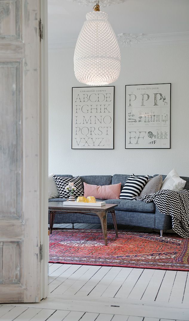 White wall gallery: florlette lamper til stuen...