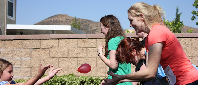 water balloon game