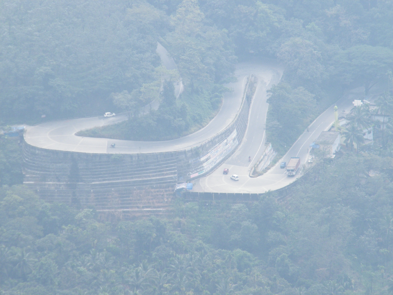 a travel to god's own state KERALA,INDIA THAMARASSERY CHURAM WAYANADU