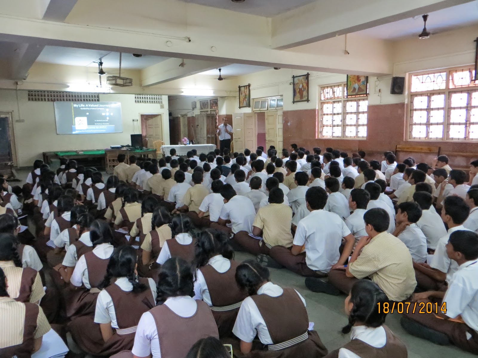 AVEC Mumbai LOURDES HIGH SCHOOL KALYAN STUDENTS' ORIENTATION