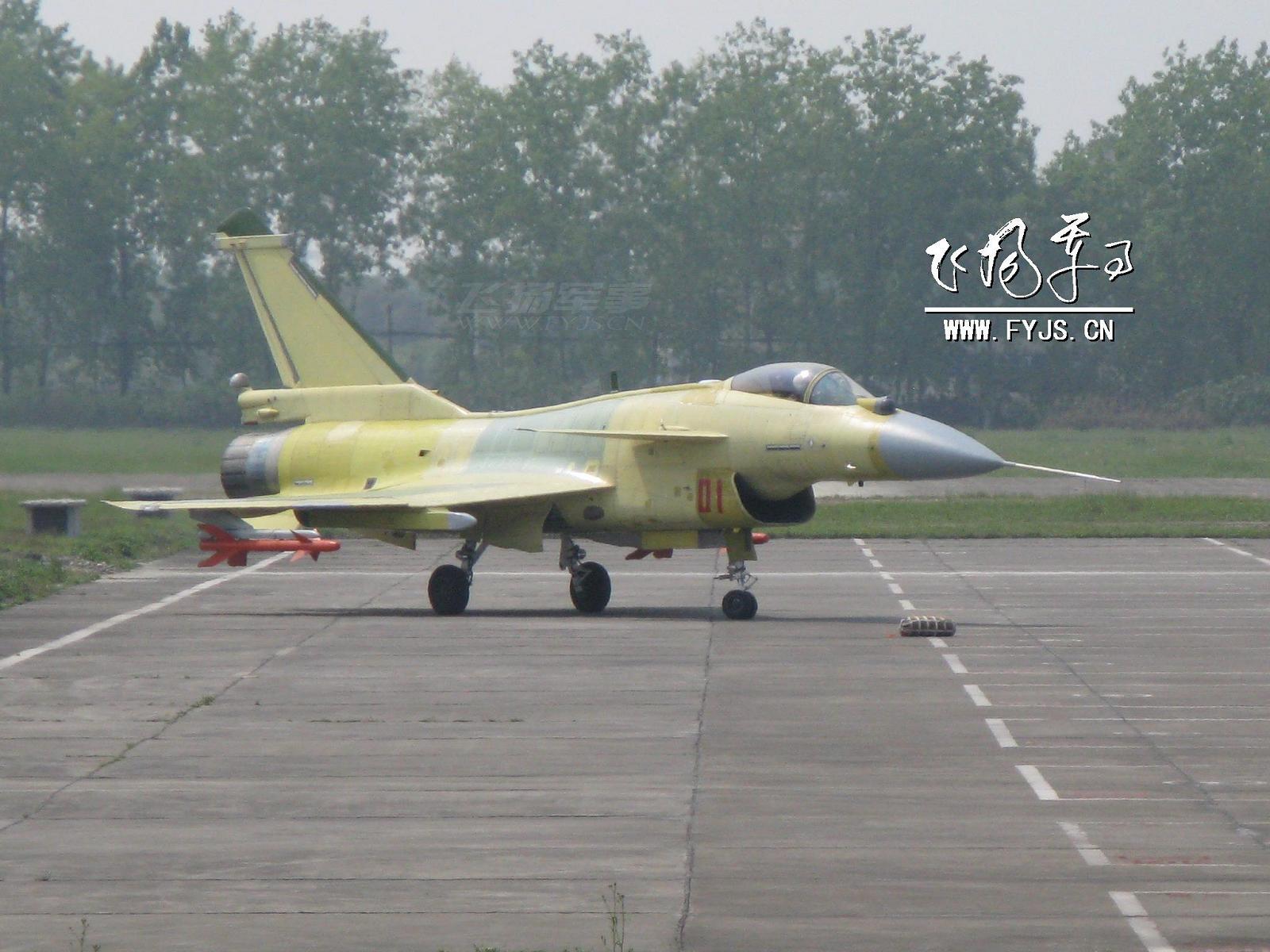 http://2.bp.blogspot.com/-tf-aF7NF8fQ/TZHcCb5HMnI/AAAAAAAAB0Y/uP9hv6kgkRY/s1600/Chengdu+J-10by+asian+defence+%252819%2529.jpg