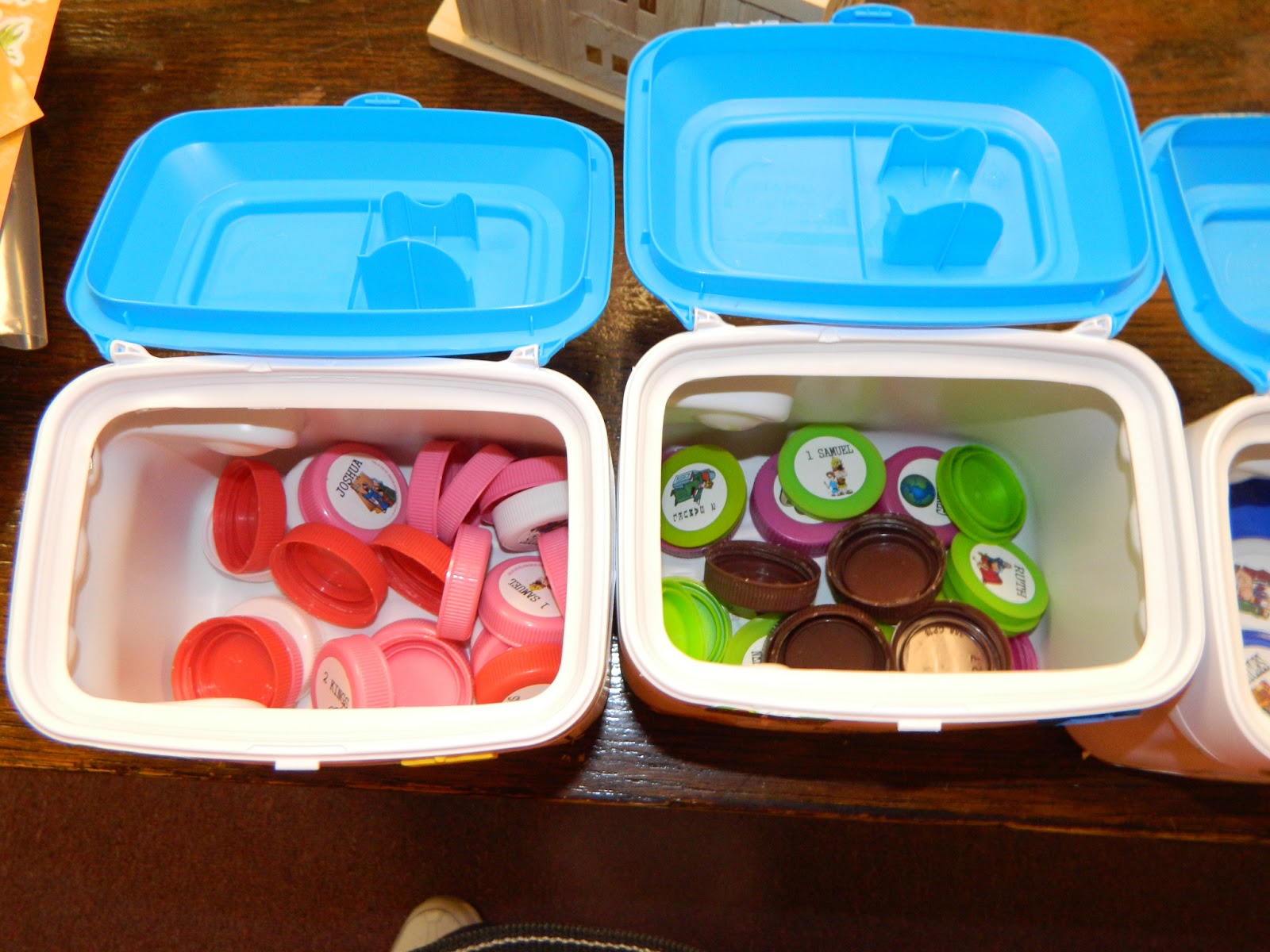 Hands On Bible Teacher Milk Cap Mania!!! Memorizing the Books of The