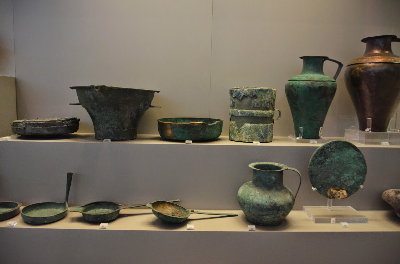 Suitcase and World The National Archaelogical Museum.