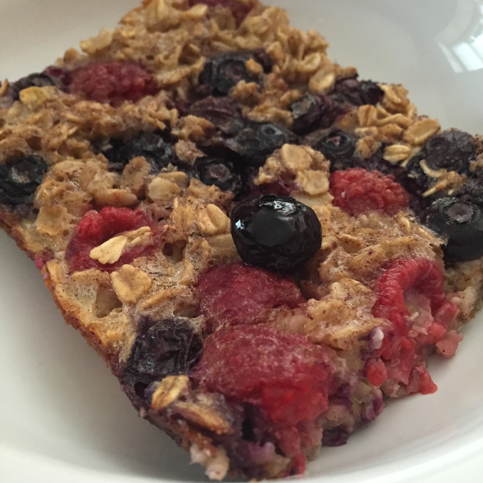 LIFE is better in PINK Berry Baked Oatmeal