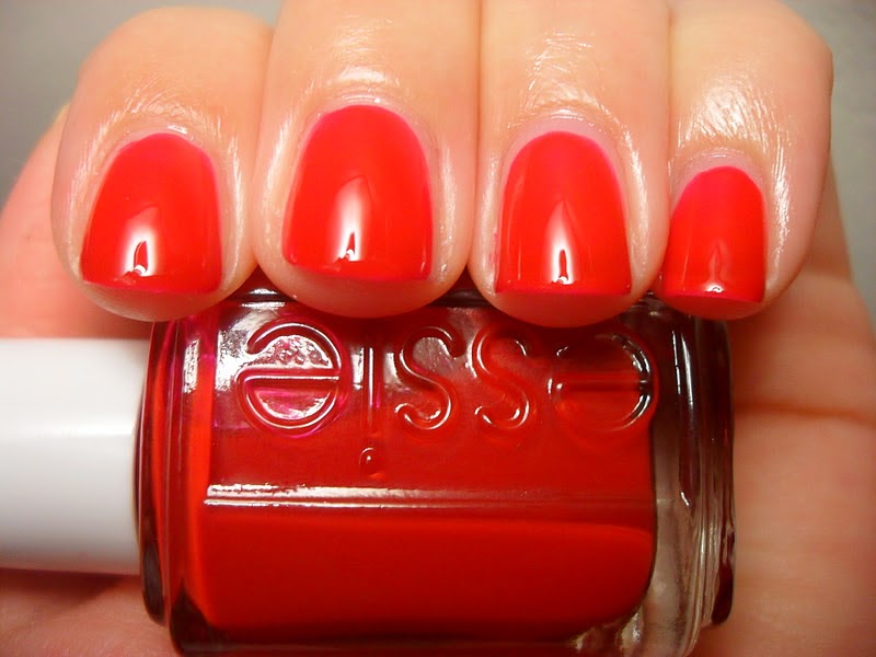 Polished Claws Up! Essie Jelly Apple