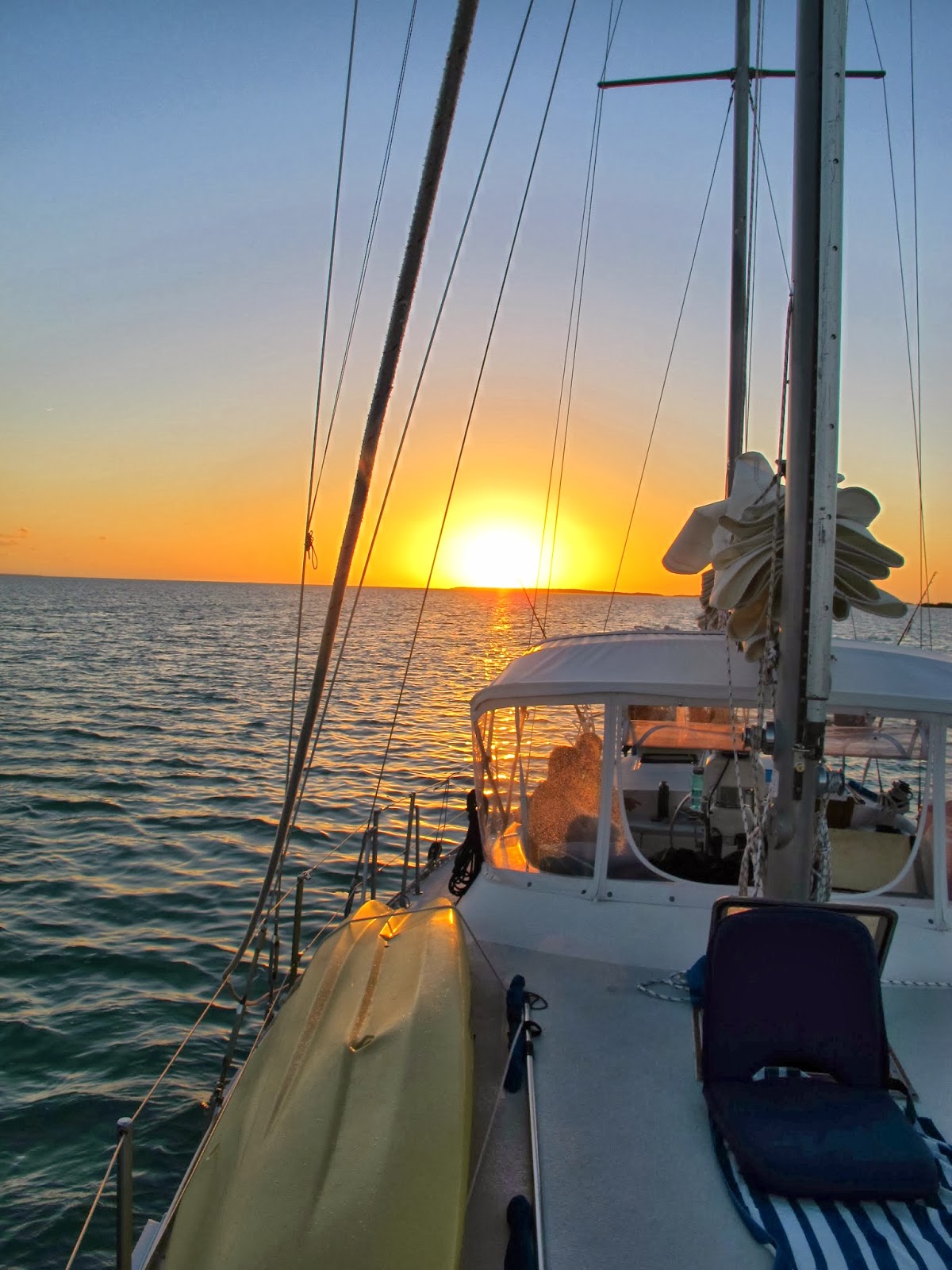 LEARN TO SAIL TODAY... Couples live aboard sailing lessons/ASA