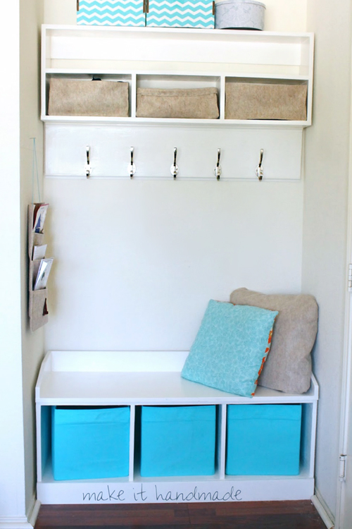 Day 15 Entryway / Mudroom Organizers {31 Cheap & Easy DIY Organizers