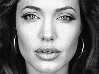 Angelina Jolie Black And White Sexy Picture
