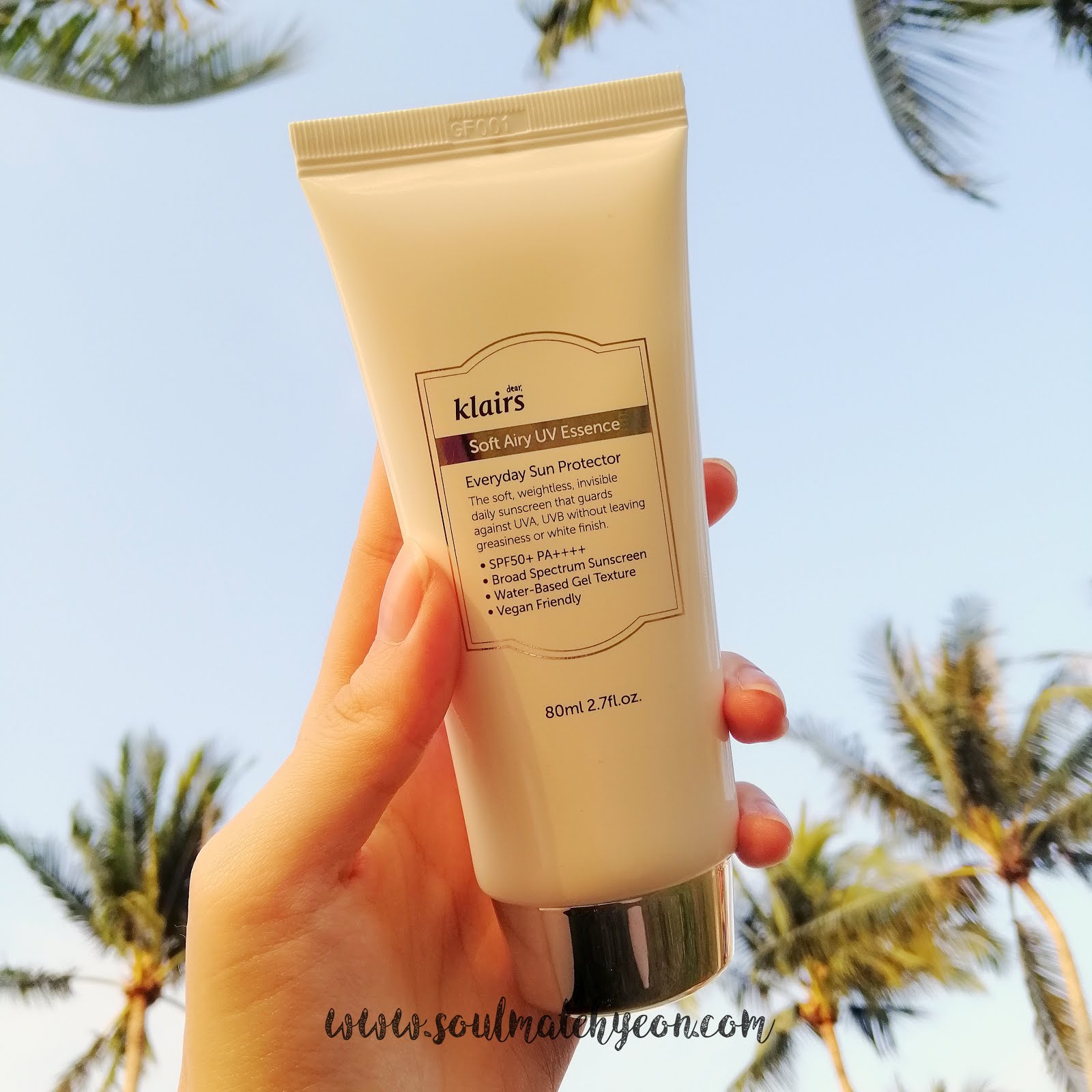 [Review] Dear Klairs - Soft Airy UV Essence SPF50+ PA++++ | soulmatehyeon