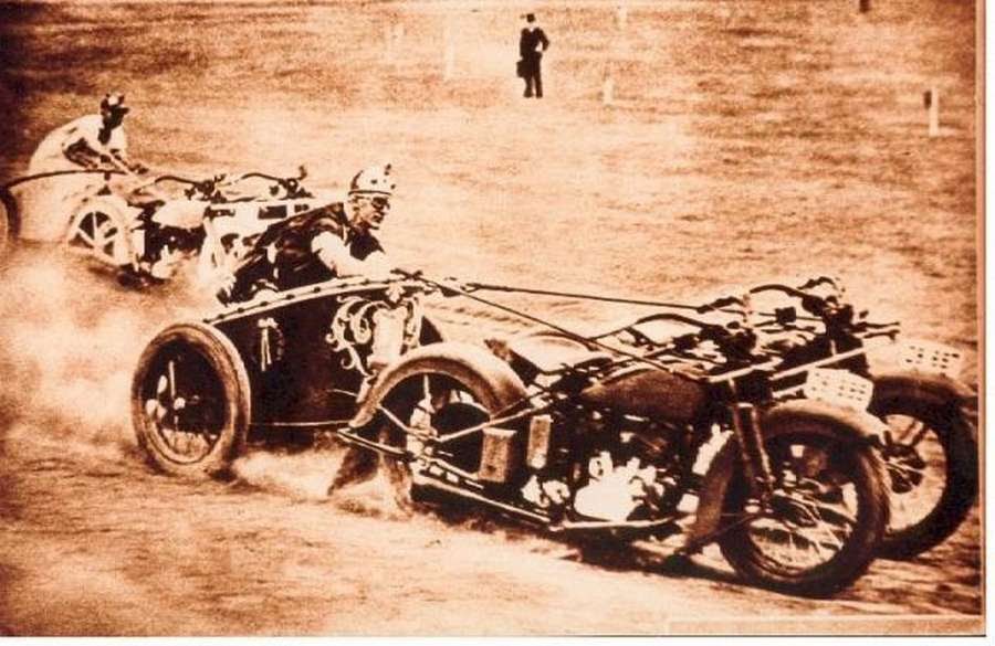STRANGER BLOG MOTORCYCLE CHARIOTS