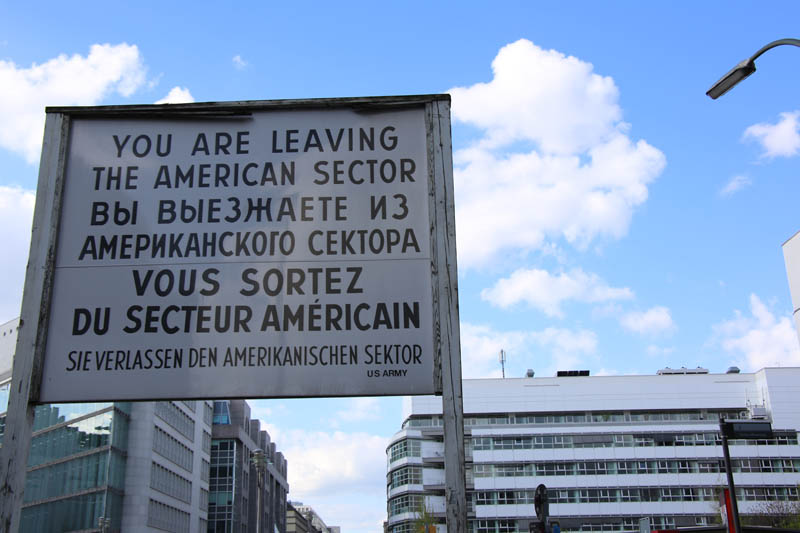 Beautiful Buzzing Berlin Potsdamer Platz Gedenkstatte