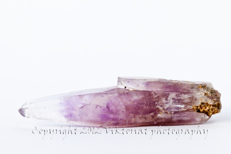 Kak Da Razpoznaem Skpocenni I Poluskpocenni Kamni Zlatotrsach