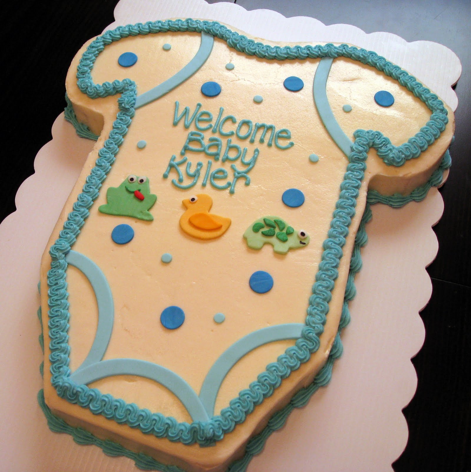 Meet the Matterns Baby Shower Cakes