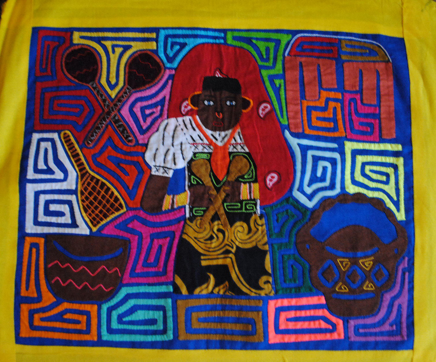 Koloni Accessories Colombia: What to do with Mola?