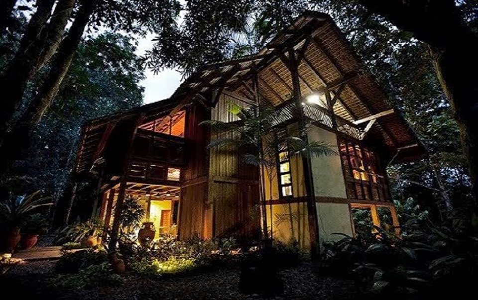 Amazonas Cultura Residencia do senhor Robert Schuster construída em