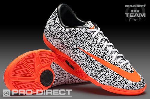 Futsal And Soccer: Futsal Shoes Nike Mercurial Victory Safari - White/Orange/Black