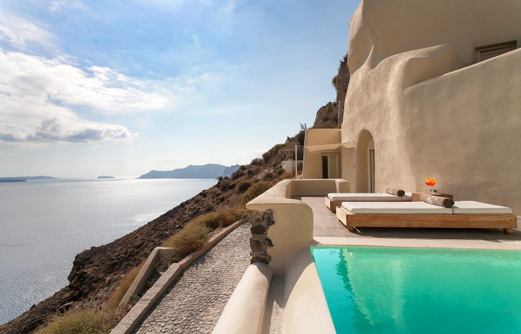 Mystique – a Tranquil Resort in Beautiful Santorini, Hellas (Greece) Mystique – a Tranquil Resort in Beautiful Santorini, Hellas (Greece)