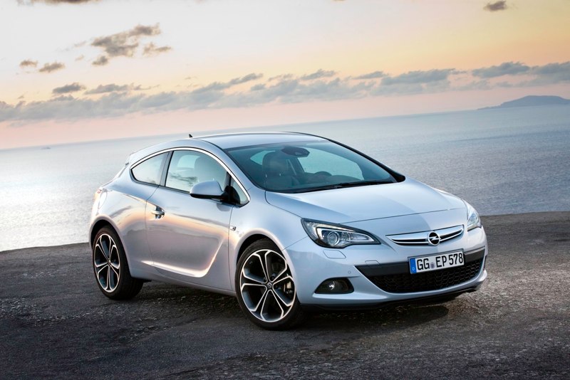 Edrive Magazine Road Test Opel Astra Gtc 2 0 Cdti 165 Sport
