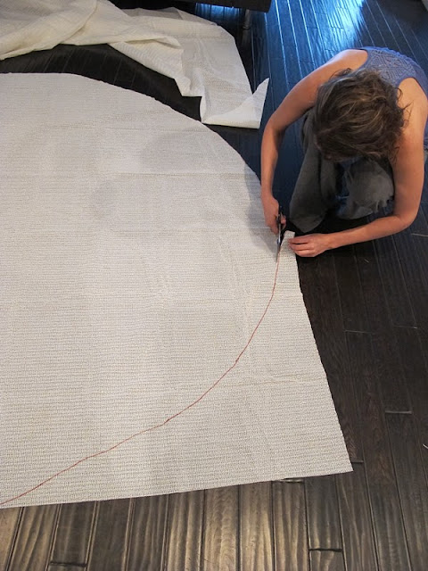 Turning a table cloth in to a rug