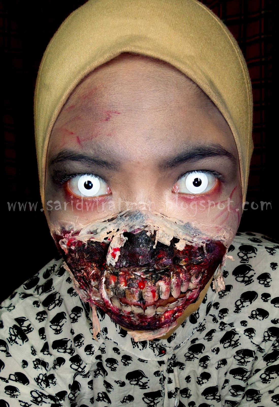 Make Up FX Zombie Tutorial Sari Dwi Ratman
