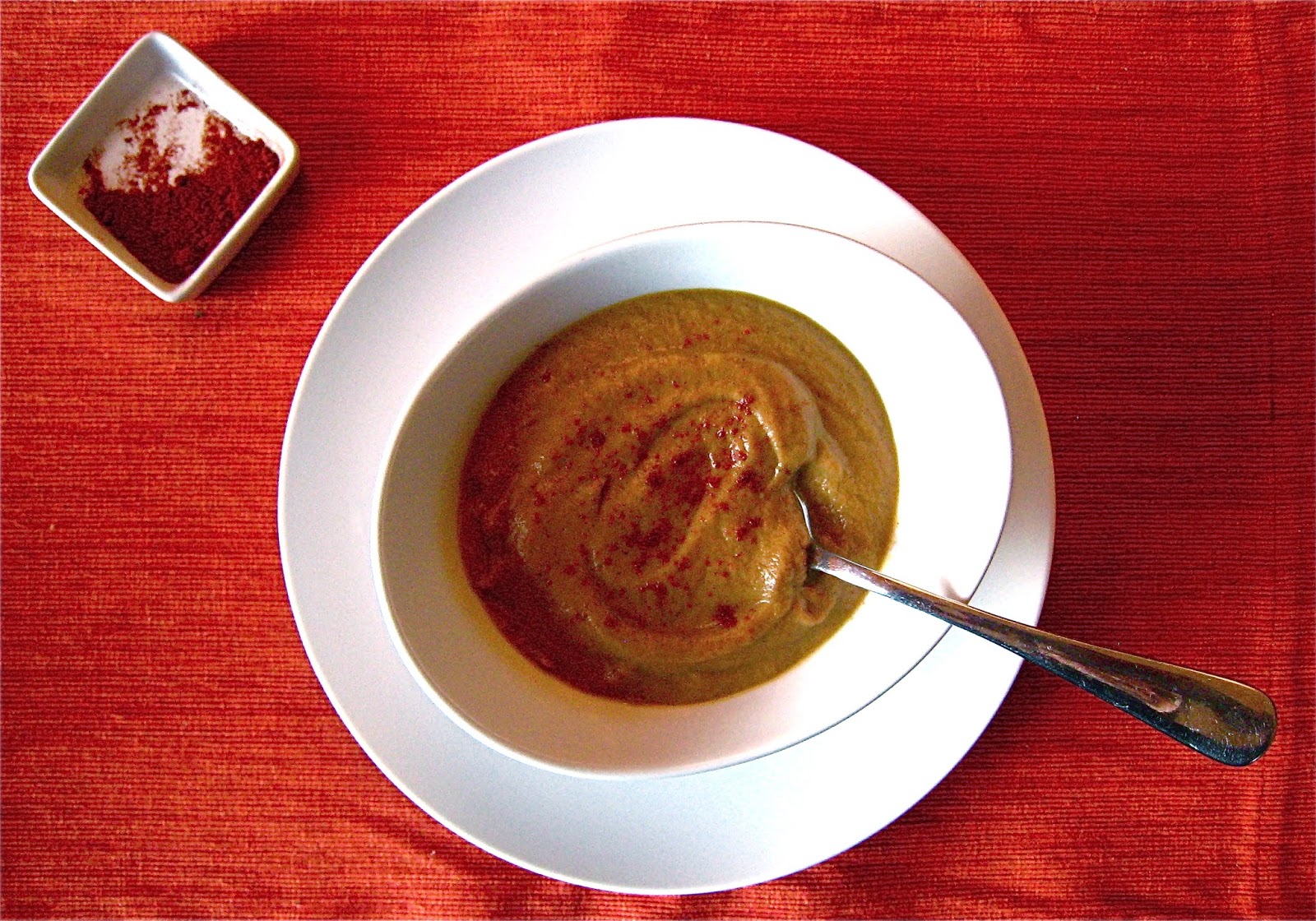 KITCHEN FIDDLER Roasted Cauliflower Soup With Smoked Paprika