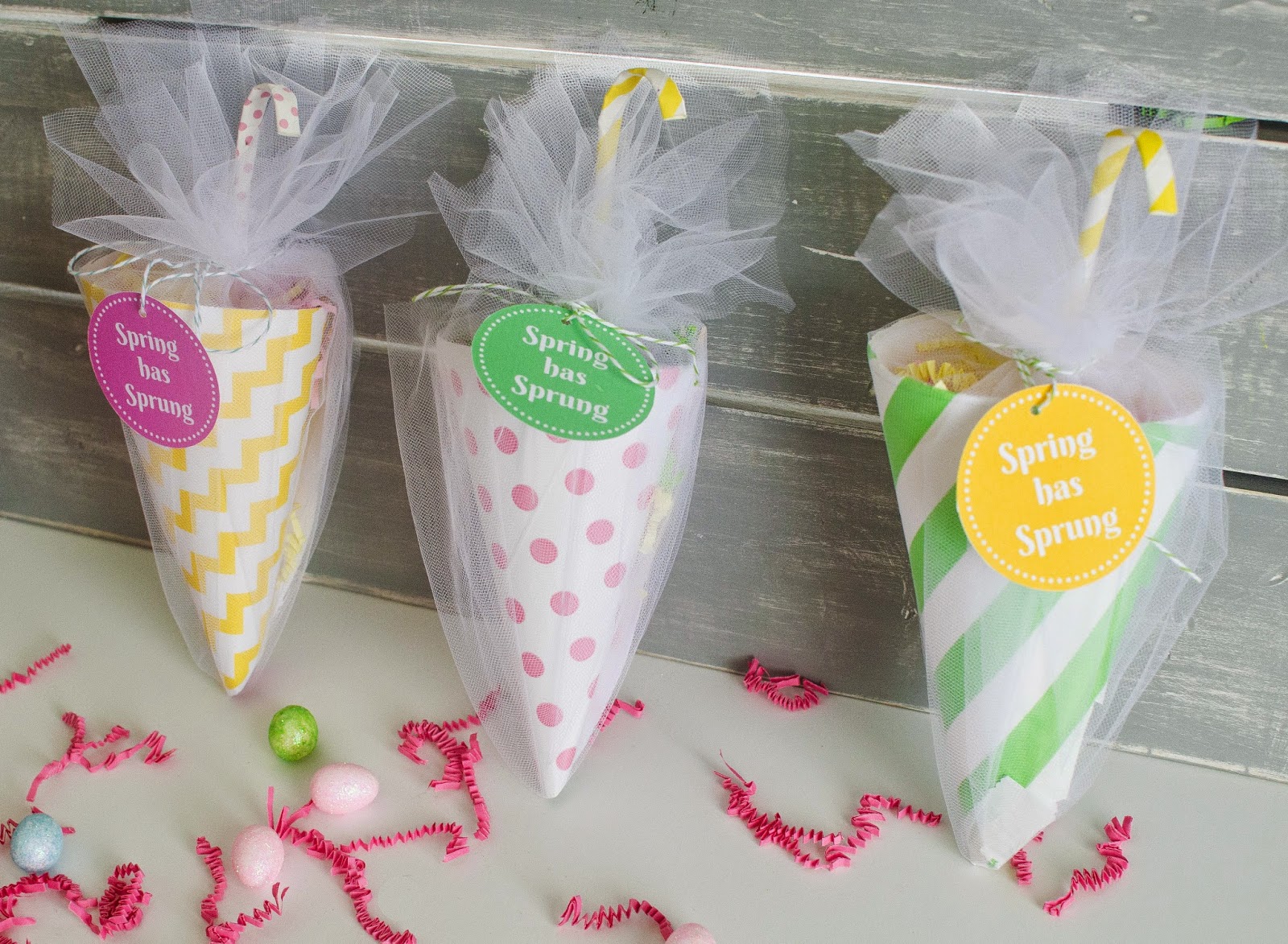 Fawn Spring Umbrella Favors