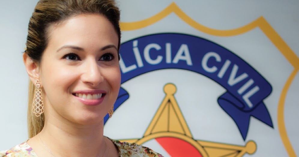 Resultado de imagem para Delegada Christiane Lobato