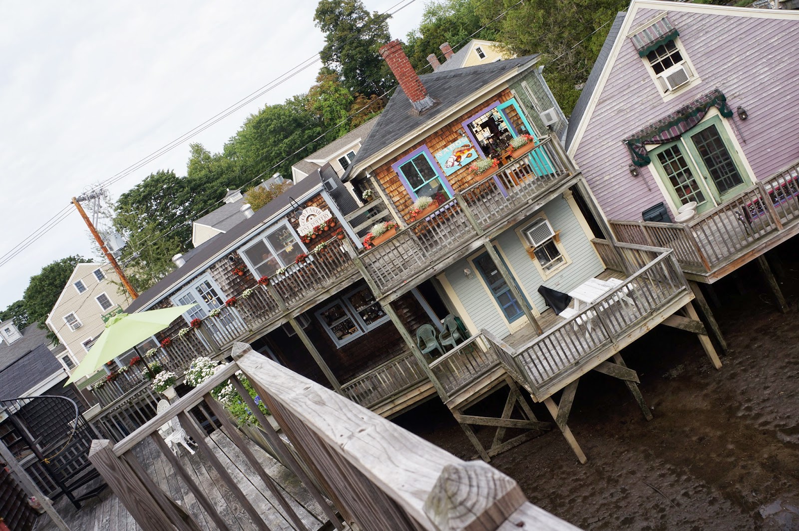Maine in Pictures Kennebunkport Shops