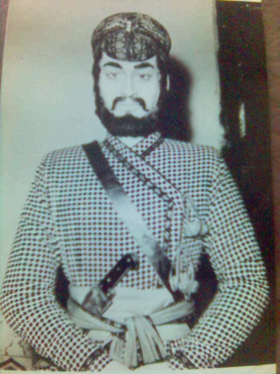 LIFE SIZE MUGHAL SOLDIER SCULPTURE ON THE ORDER OF PRIME MINISTER ZULIFQAR ALI BHUTTO