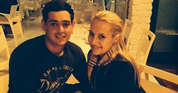 Words Celebrities Wallpapers: Quinton De Kock With His Girlfriend