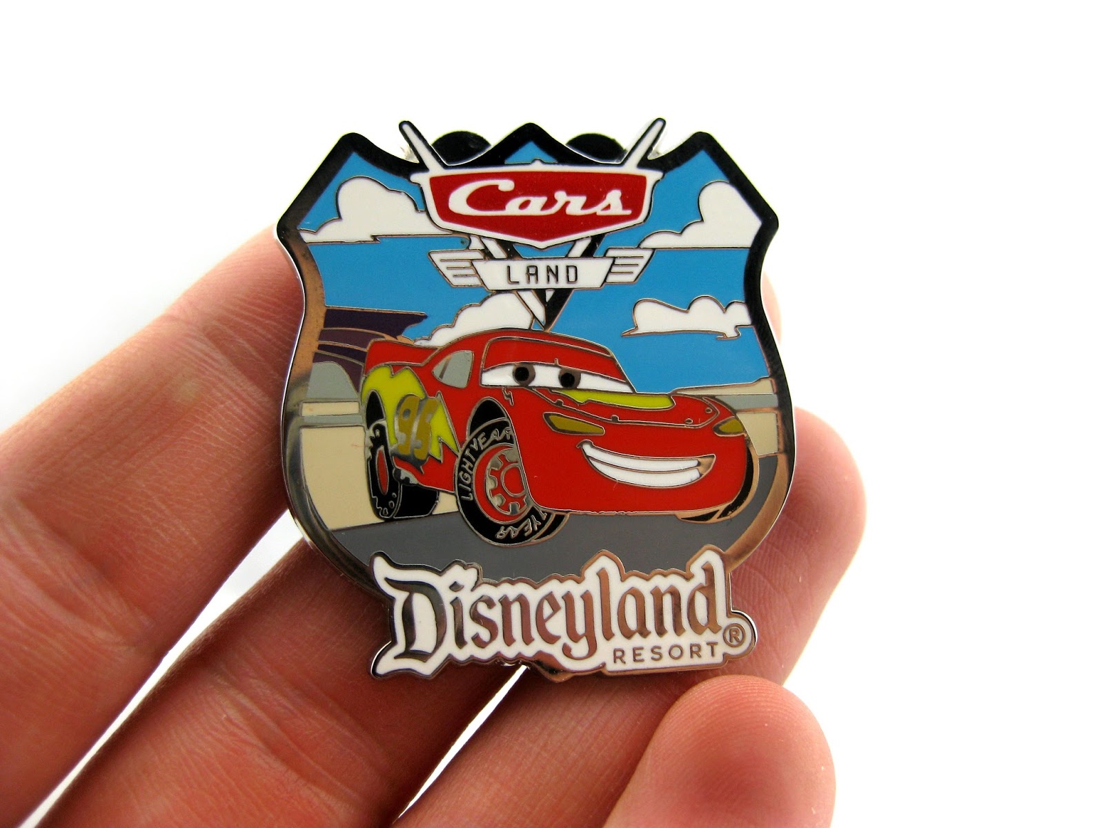 Disneyland Resort Exclusive "Cars Land" Welcome To Cars Land Keychain New 