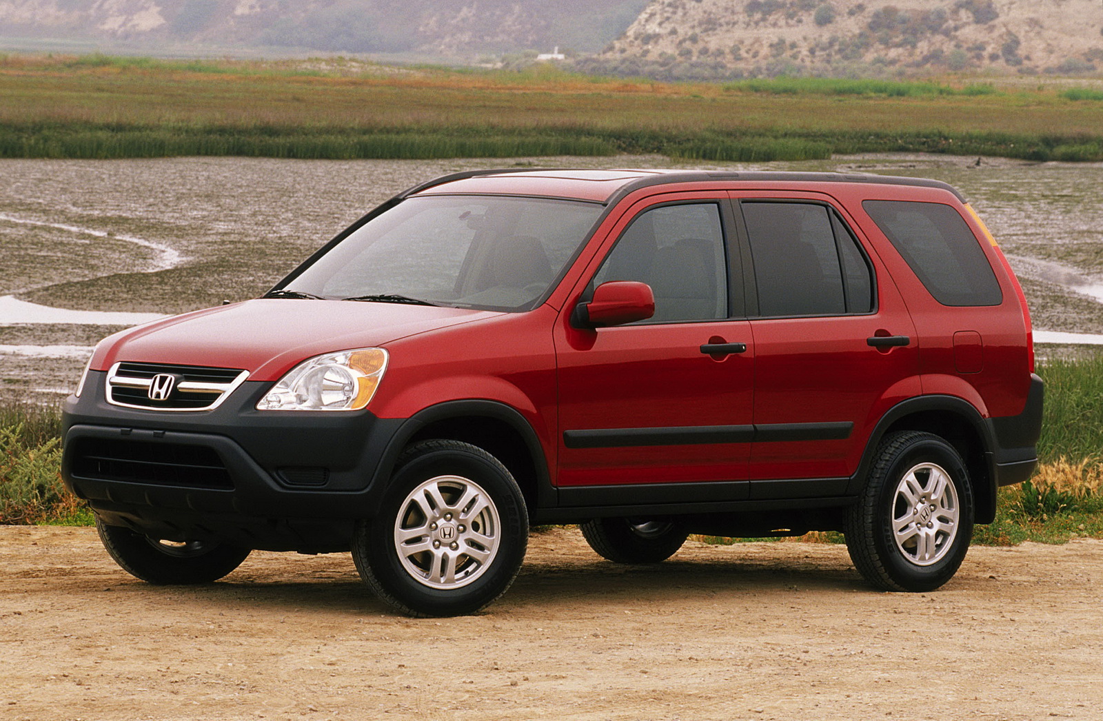 Honda Adds 20032005 CRV Models To The Takata Airbag Recall