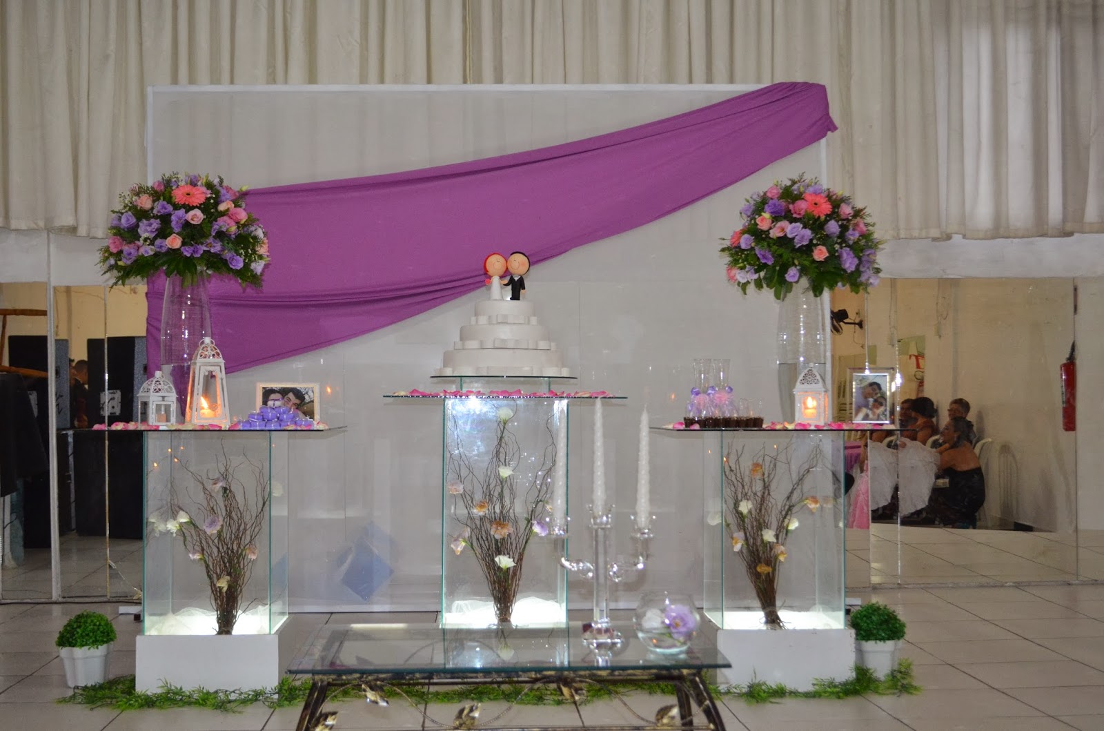 Decoracao De Sala Lilas ~ 2013 de cores para casamento decoracao branco e lilas para casamento Decoracao De Sala Lilas ~ 2013 de cores para casamento decoracao branco e lilas para casamento