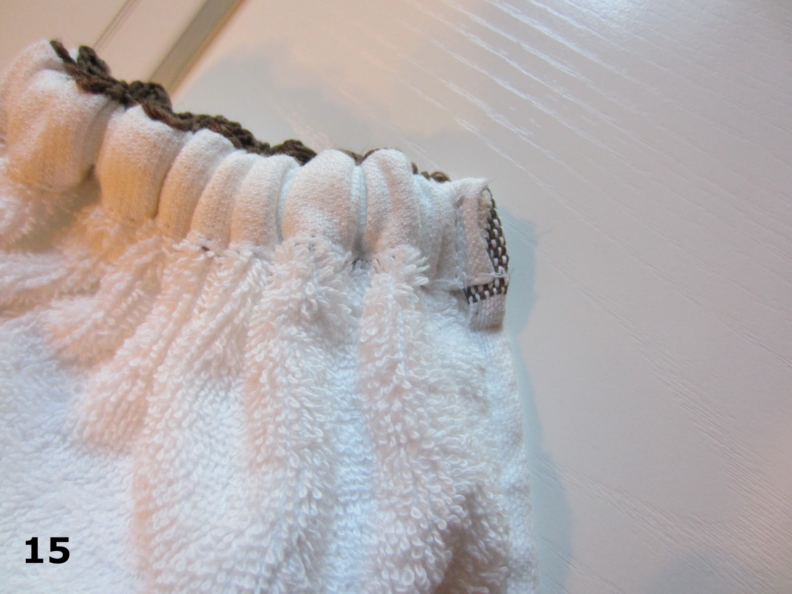 My Patchwork Quilt PLASTIC BAG HOLDER