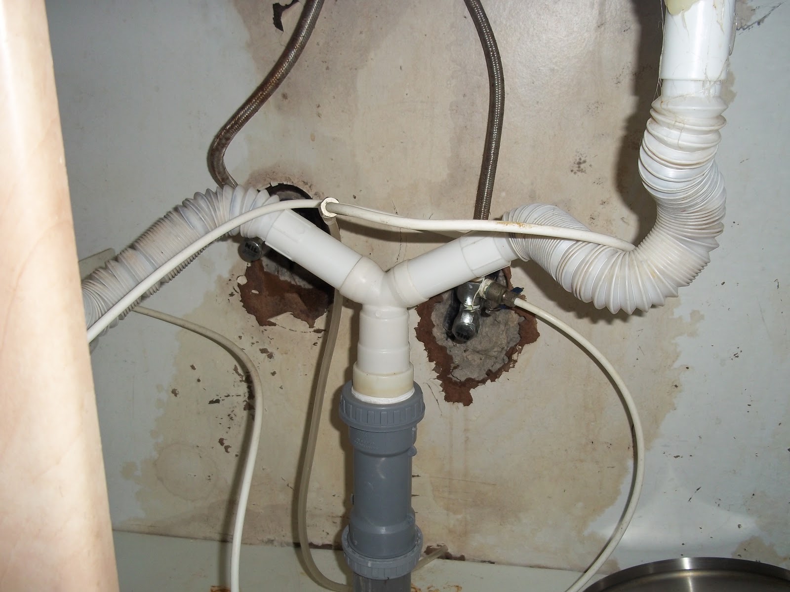 How To Unclog A Sink Drain Diy Plumbing And Why To Never