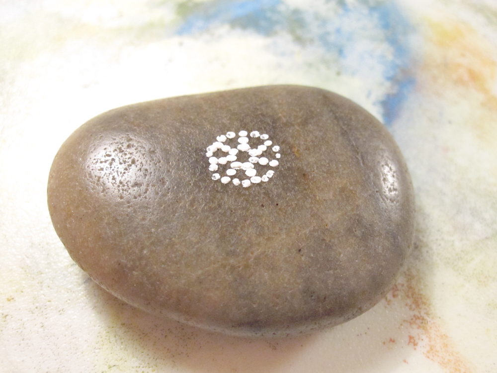 Painted Lace Rocks Tutorial Behind