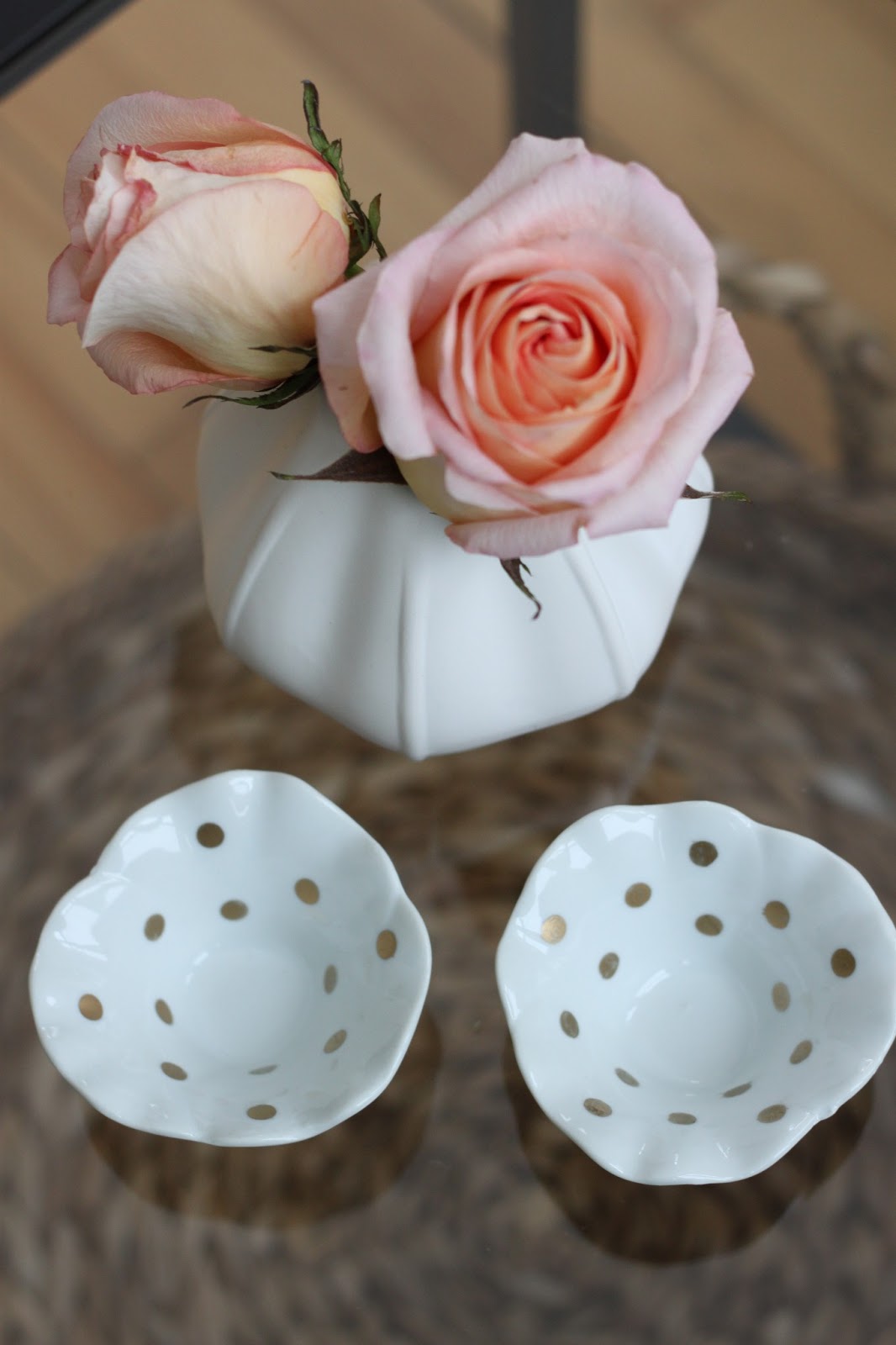 modern jane DIY Gold Polka Dot Jewelry Dishes.