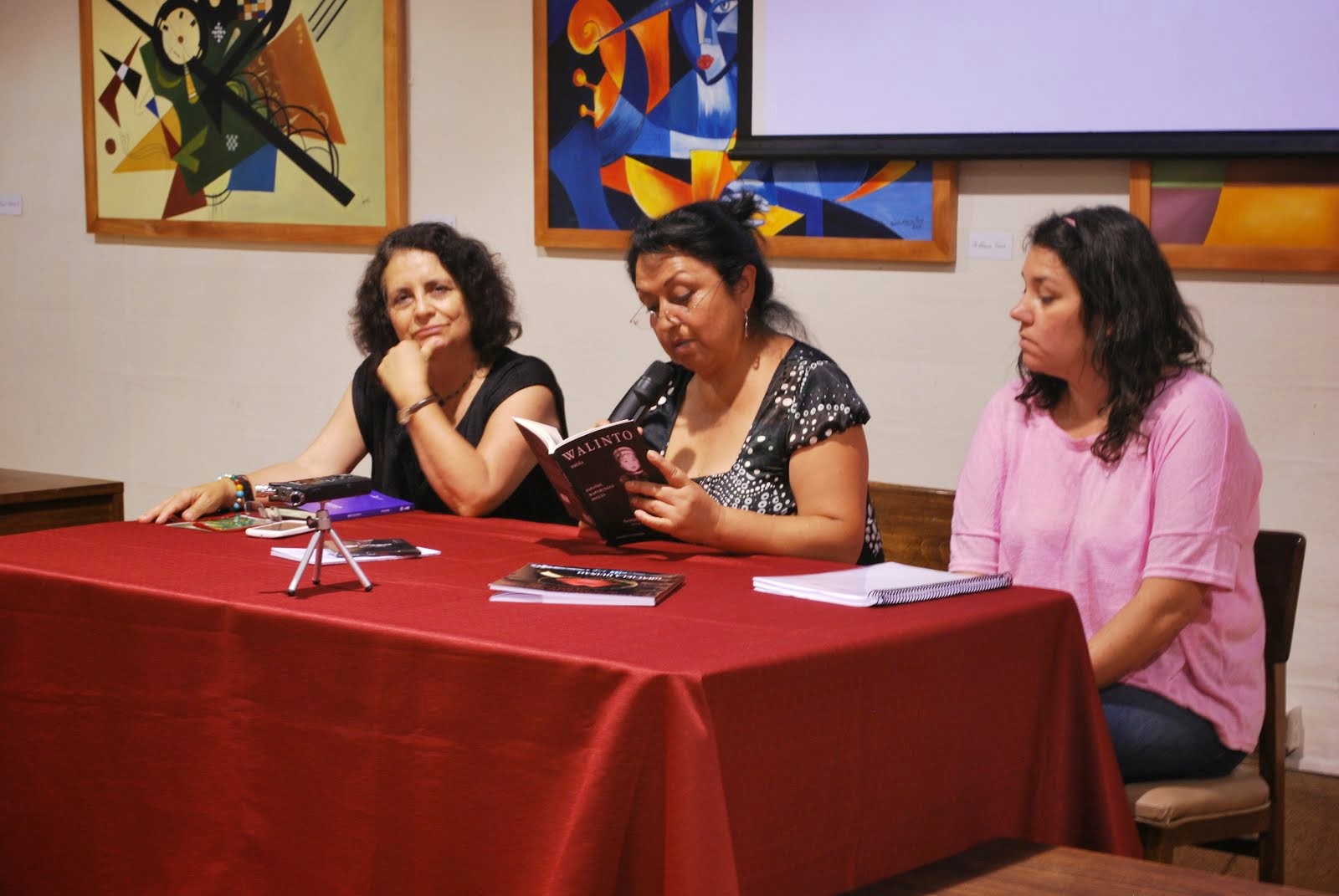 Lectura poética: Soledad Fariña, Graciela Huinao, Alejandra del Río.