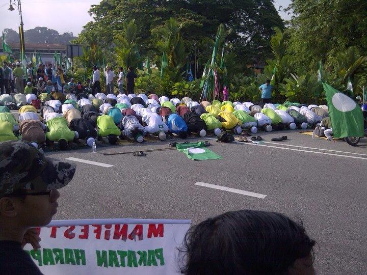 36 Gambar Sekitar Penamaan Calon - Terdesak Sangatkah Hingga Terpaksa